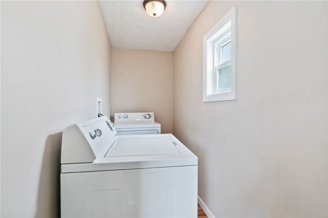 1056 Lessing St, House other with 4 bedrooms, 2 bathrooms and 1 parking in Pittsburgh PA | Image 16