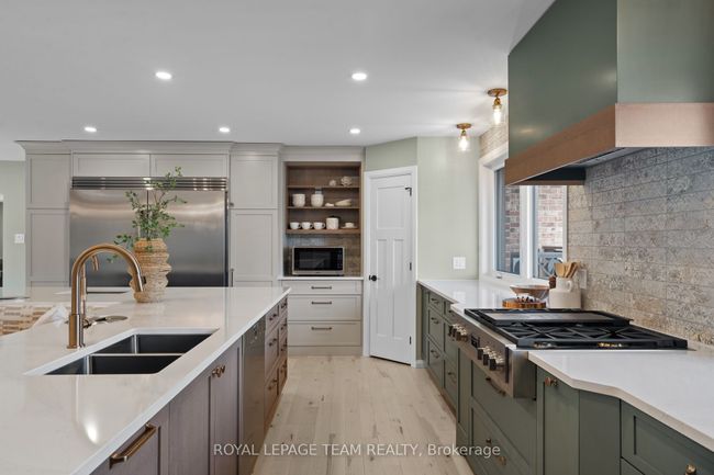 1056 Heenan Terr, House other with 4 bedrooms, 4 bathrooms and 6 parking in Manotick ON | Image 8