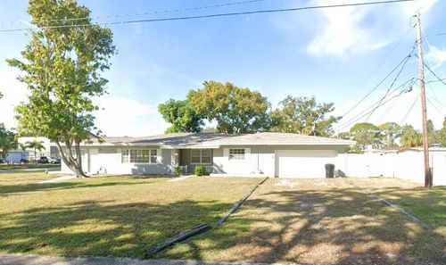 6795 23rd St S, ST PETERSBURG, FL, 33712-5833 | Card Image