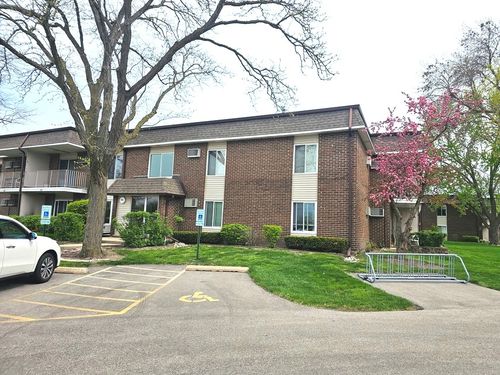 212-974 Thornton Ln, Buffalo Grove, IL, 60089-4248 | Card Image