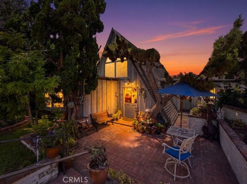 215 Ocean View, Newport Beach, CA, 92663 | Card Image