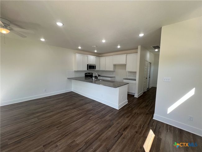 1834 Royal Loop, Townhouse with 3 bedrooms, 3 bathrooms and null parking in Belton TX | Image 4