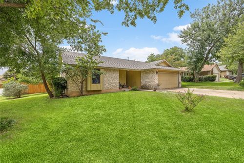 809 Windsor Rd, Round Rock, TX, 78664-7644 | Card Image