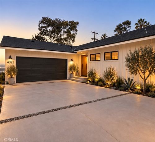 4321 Paseo De Las Tortugas, Torrance, CA, 90505-6328 | Card Image