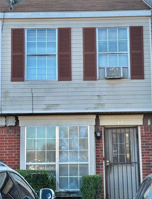 i02-10500 Lake June Road, Dallas, TX, 75217 | Card Image