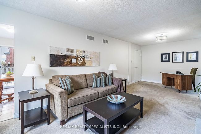 96 Nipissing Cres, House other with 4 bedrooms, 3 bathrooms and 4 parking in Brampton ON | Image 9