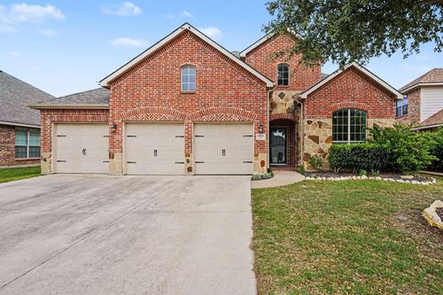 641 Ricochet Dr, Fort Worth, TX, 76131-3133 | Card Image