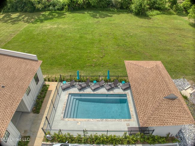Pool | Image 17