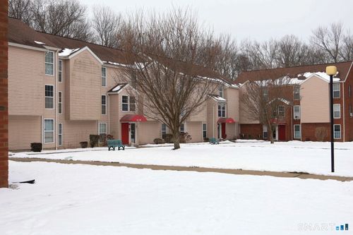 45-45 Heather Rdg, Shelton, CT, 06484-4684 | Card Image