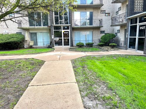 2-3133 Bernice Rd, Lansing, IL, 60438-1687 | Card Image