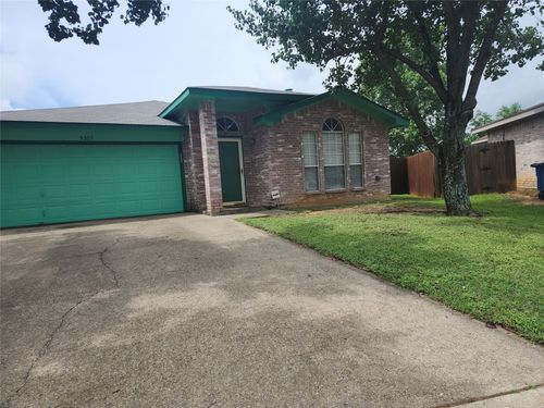 9307 Crimnson Ct, Dallas, TX, 75217-8662 | Card Image