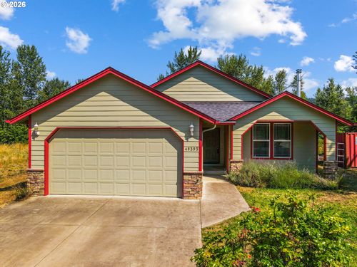 48393 Roaring Rapids Way, Oakridge, OR, 97463-8501 | Card Image