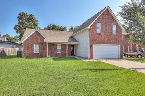 7032 Hickory Pass Ln, Antioch, TN, 37013-5692 | Card Image