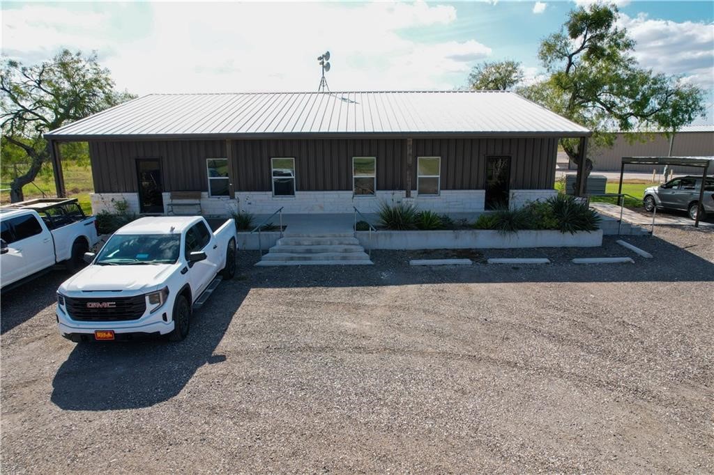 15039 Highway 181, Sinton, TX 78387