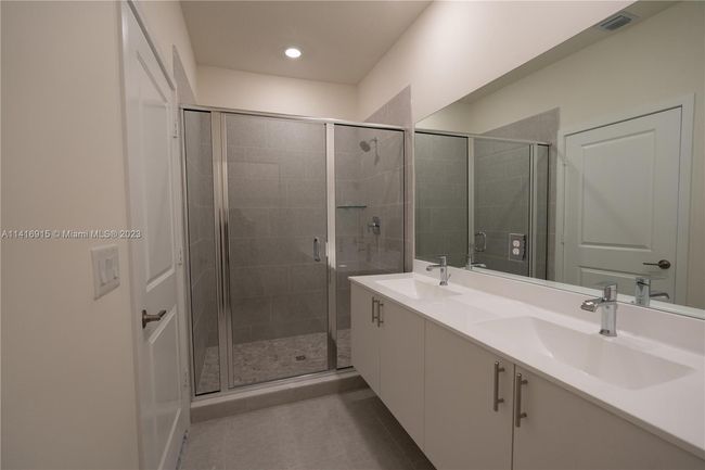 0 - 4263 Nw 83rd Ave, Townhouse with 3 bedrooms, 2 bathrooms and null parking in Doral FL | Image 21