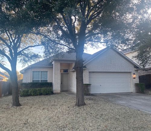 3709 Pine Needle Cir, Round Rock, TX, 78681-2362 | Card Image