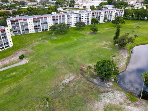 511-3951 Via Poinciana, Greenacres, FL, 33467 | Card Image