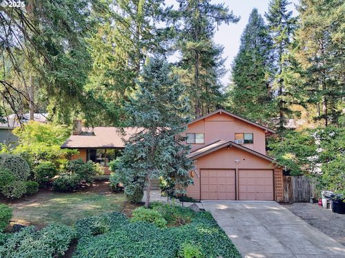 2616 Windsor Cir W, Eugene, OR, 97405-1268 | Card Image