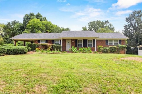 229 Farmbrooke Ln, Winston-Salem, NC, 27127-9216 | Card Image
