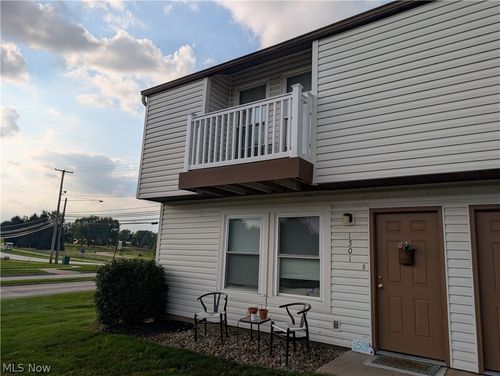 1501 Whitehall Blvd, Kent, OH, 44240-7720 | Card Image