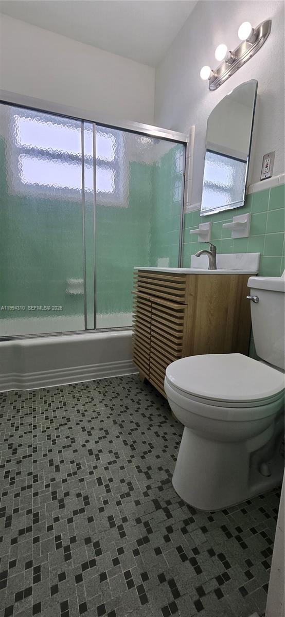 Residential Lease in Miami Beach 2