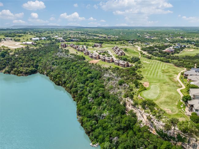 101 Eagle Pt, Condo with 2 bedrooms, 2 bathrooms and null parking in Graford TX | Image 4