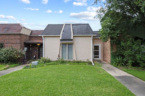 8268 Heartfield Ln, Beaumont, TX, 77706-3175 | Card Image