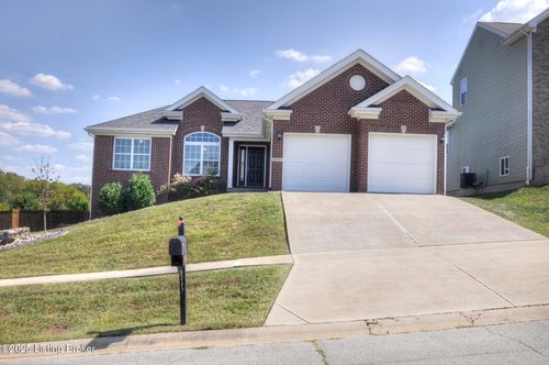 7691 Celebration Way, Crestwood, KY, 40014-6541 | Card Image