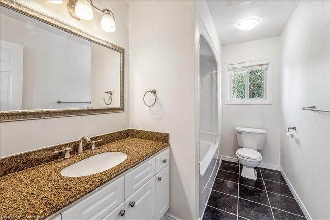 82 Whitlaw Way, House other with 3 bedrooms, 2 bathrooms and 4 parking in Paris ON | Image 15