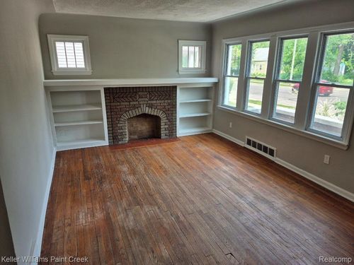 22911 Hayes Apt 1 Avenue, Eastpointe, MI, 48021 | Card Image