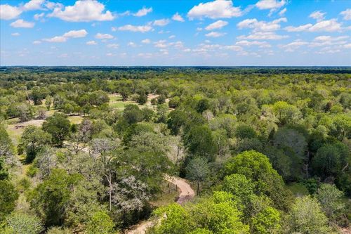 2516 Klimek Rd, Fayetteville, TX, 78940-6109 | Card Image