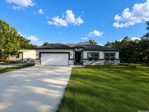 656 Fawn Dr, Spring Branch, TX, 78070-4713 | Card Image