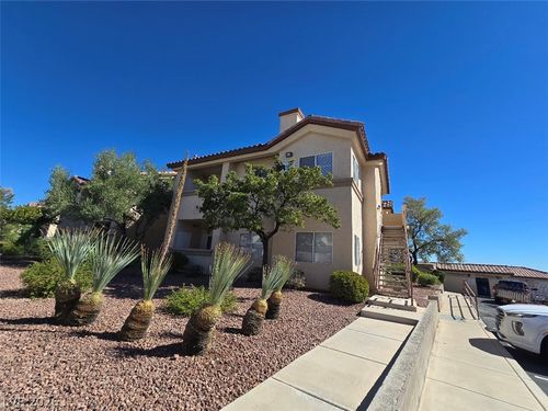 2074-8501 W University Ave, Las Vegas, NV, 89147-6157 | Card Image