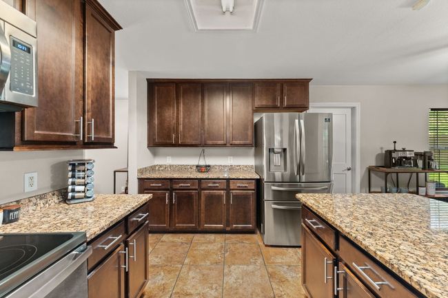 2552 Lavendale Ct, House other with 4 bedrooms, 3 bathrooms and null parking in Austin TX | Image 14