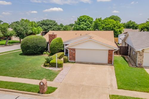 7412 Engleman Ct, Fort Worth, TX, 76137-1444 | Card Image