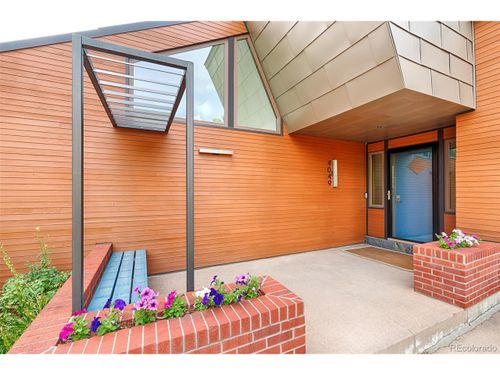 4049 S Niagara Way, Denver, CO, 80237-2004 | Card Image