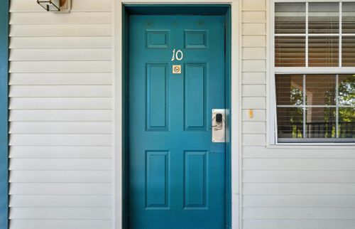 apt-10-530 Spring Creek Ct, Branson, MO, 65616-5112 | Card Image