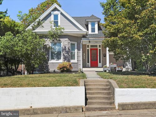 732 Jefferson Blvd, HAGERSTOWN, MD, 21740-5013 | Card Image