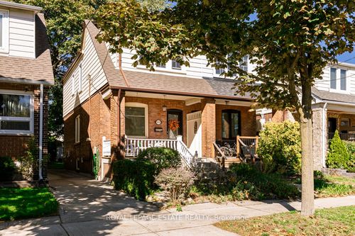 532 Glebeholme Blvd, Toronto, ON, M4C1V4 | Card Image