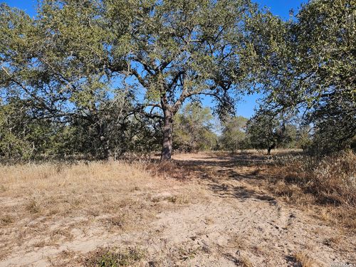 422 Pr Sunset Vista, Somerset, TX, 78069 | Card Image