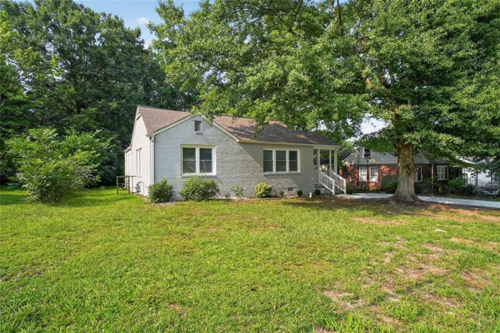 Residential Lease in Forest Park