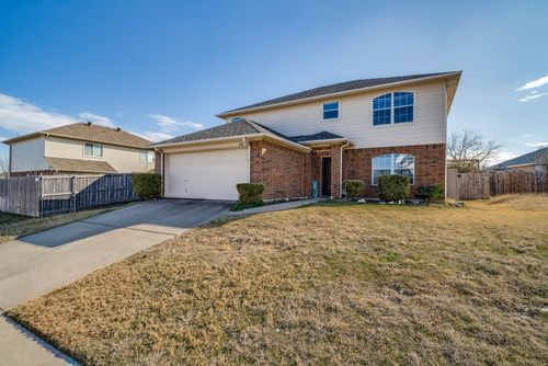 424 Heritage Dr, Crowley, TX, 76036-4047 | Card Image