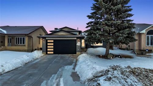 41 Marianne Rd, Winnipeg, MB, R2R1W4 | Card Image