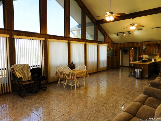 3078 Goat Hill Rd, House other with 4 bedrooms, 4 bathrooms and null parking in Lakehills TX | Image 14