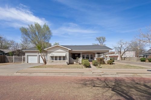 2202 16th St, Lubbock, TX, 79401-4520 | Card Image