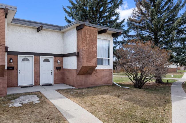 107 Pinemont Bay Ne, Home with 2 bedrooms, 1 bathrooms and 1 parking in Calgary AB | Image 14