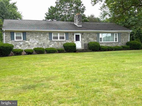 420 Linden St, TERRE HILL, PA, 17581-9600 | Card Image