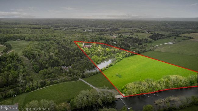 106 Crest River Dr, House other with 9 bedrooms, 10 bathrooms and null parking in Middletown VA | Image 10