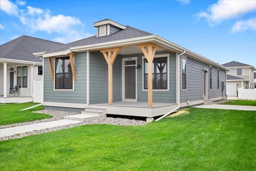 1919 St Peter Ln, Billings, MT, 59101-7571 | Card Image