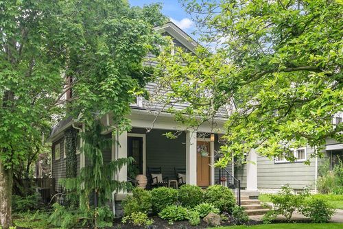 122 E Dunedin Rd, Columbus, OH, 43214-3800 | Card Image